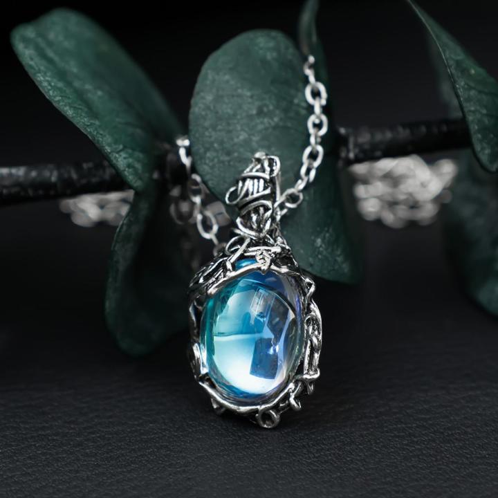 Crystal Pendant Necklace Chain Moonstones Chain of Thorns Choker for Women Female Fashion Jewelry for Girl