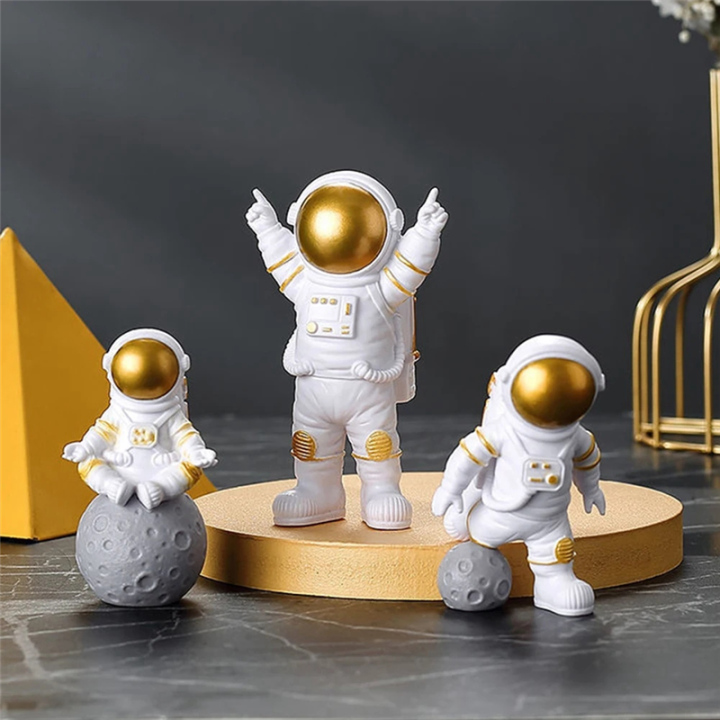 4%20Pcs%20Astronaut%20Figure%20Statue%20Figurine%20Spaceman%20Sculpture%20Educational%20Toy%20Desktop%20Home%20Decoration%20Astronaut%20Model%20Blue%20-%20Image%206