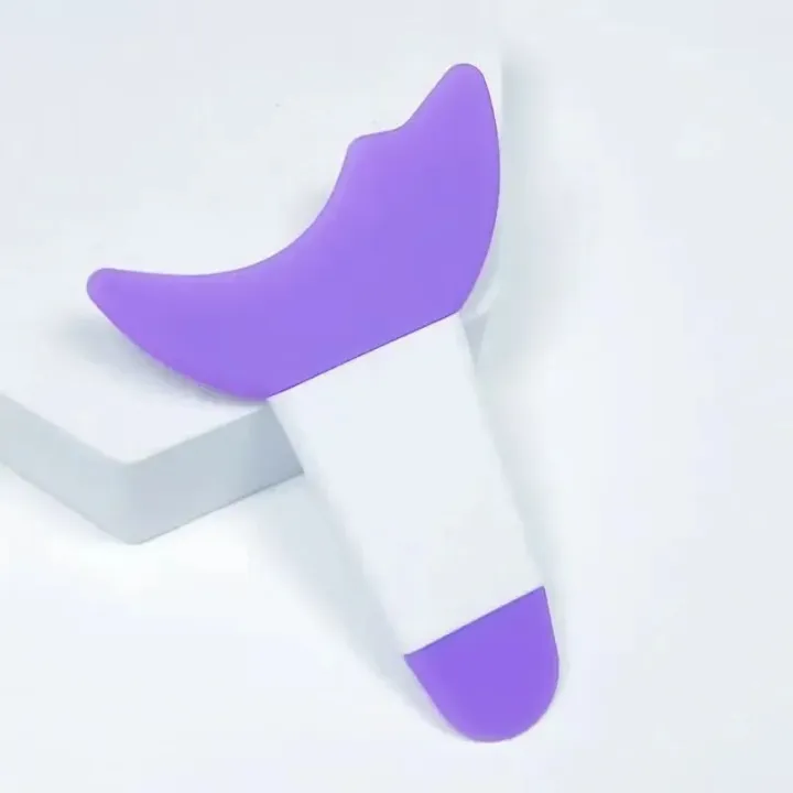 1pcs%20Eye%20Makeup%20Aid%20Professional%20Eyeliner%20Template%20Mascara%20Baffle%20Eyeliner%20Tool%20Eyebrow%20Eyeliner%20Shaper%20Assistant%20Beauty%20Tool%20-%20Image%205