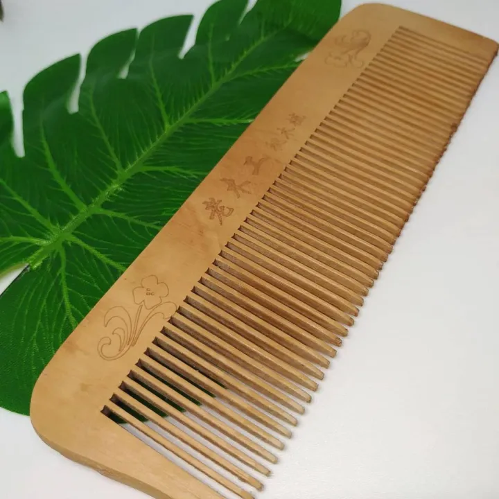 Wooden%20Hair%20Brush/combs/Chiruni%20-%20Image%202