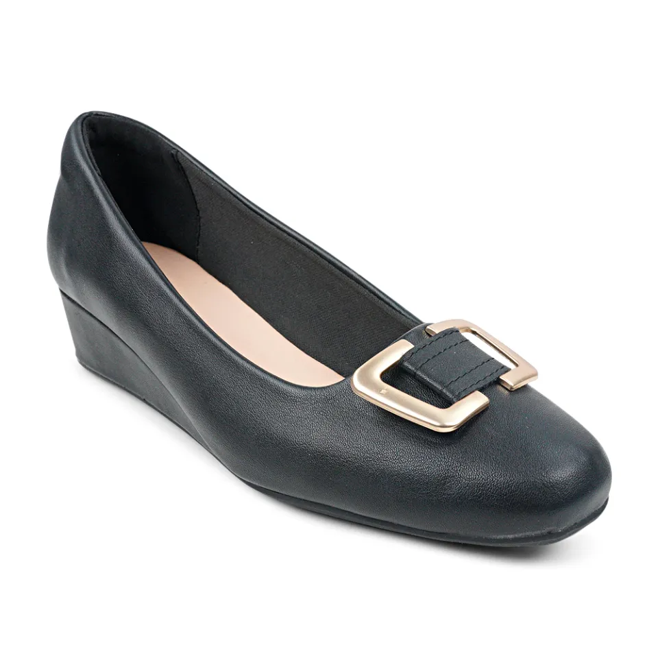 Bata pump shoes hotsell