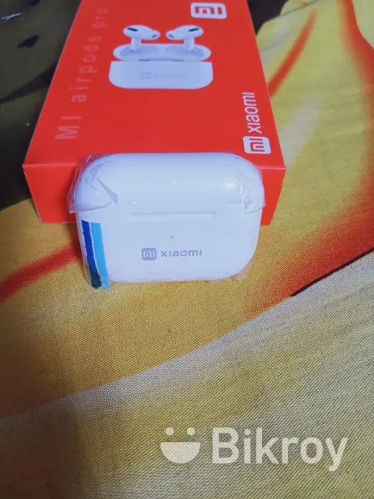 Mi%20Xiaomi%20Airpods_Pro%20Wireless%20Bluetooth%20TWS%20Earbuds%20(303002255)%20-%20Image%203