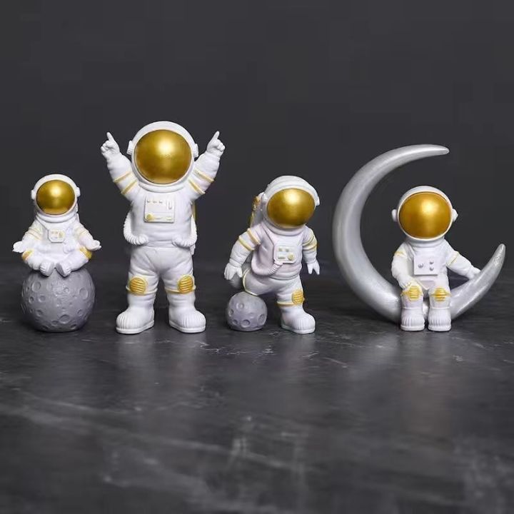 1pc%20Resin%20Astronaut%20Figure%20Statue%20Figurine%20Spaceman%20Sculpture%20Educational%20Toys%20Desktop%20Home%20Decoration%20Astronaut%20Model%20Kids%20Gift%20-%20Image%205