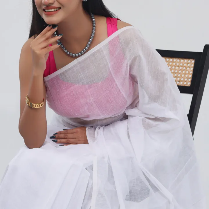 Japanese%20Half%20Silk%20Saree%20for%20Women%20-%20White%20Color%20Flat%20Muslin%20Saree%20-%20Suitable%20for%20Any%20Season%20-%20Image%205