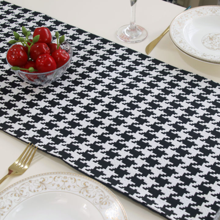 Wholesale%20new%20chenille%20jacquard%20table%20runner%20houndstooth%20versatile%20bed%20towel%20home%20decoration%20tablecloth%20tablecloth%20-%20Image%202
