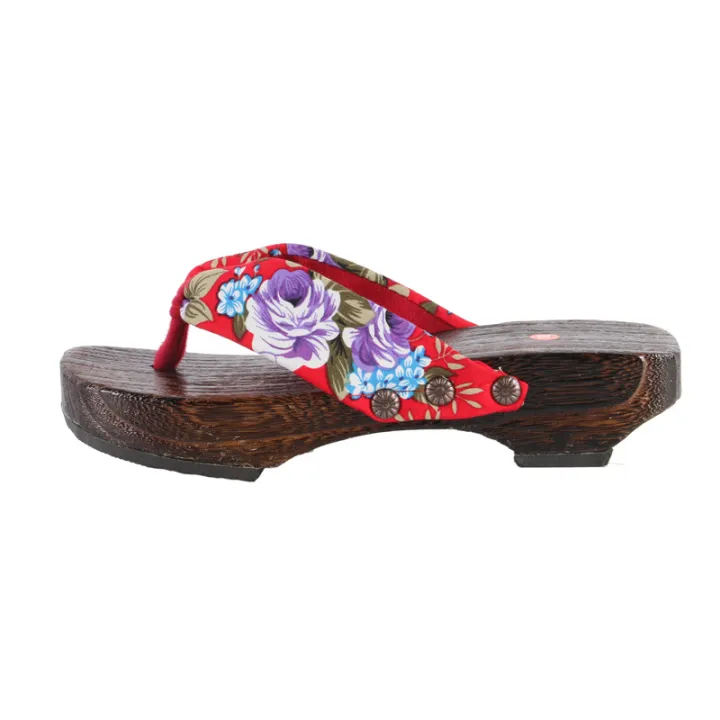 Factory%20sales%20of%20Japanese%20flip-flops,%20women's%20roasted%20paulownia%20clogs,%20flat%20bottoms,%20angle%20sandals,%20anti-slip%20wear-resistant%20wooden%20slippers,%20medium%20and%20high%20soles%20-%20Image%204