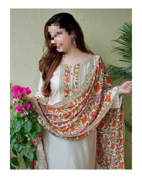 Most%20Demanding%20High%20Quality%20Readymade%20Indian%20Party%20Three%20Piece%20collection%20-%20Image%203