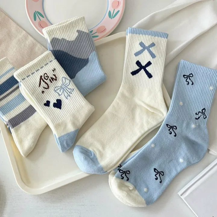 Soft%20Cotton%20Cartoon%20Socks%20for%20Women%20&%20Girls%20%7C%20Breathable%20Mid%20Tube%20Socks%20%7C%20Cute%20Pattern%20%7C%20Daily%20Wear%20-%20Image%202