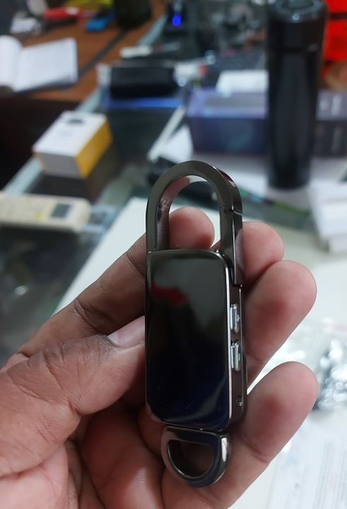 Voice%20Recorder%20Keychain%204GB%20Metal%20Body%20Mp3%20Music%20Option%20-%20Image%204