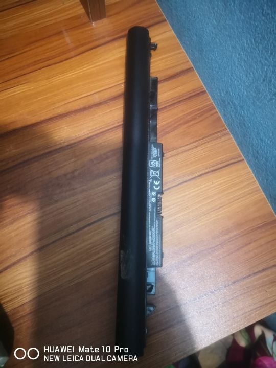 18650%20lithium-ion%20laptop's%20old%204-6cell%20battery%20pack%20-%20Image%203