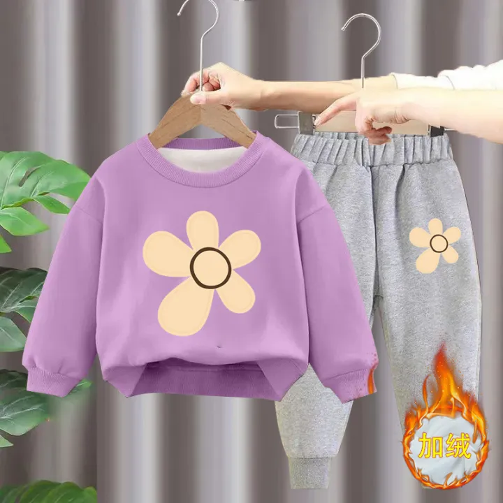 Girls%20Sweatshirt%20Set%202023%20New%20Fleece%20Winter%20Style%20Girls%20Foreign%20Tops%20Children's%20Clothes%20Baby%20Pants%20Autumn%20and%20Winter%20-%20Image%204