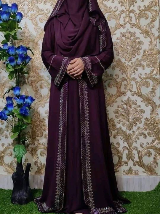 Mahua%20Borka:%20A%20New%20Stylish%20Irani%20Fashionable%20Burka%20Crafted%20from%20Dubai%20Cherry%20Fabrics%20-%20Image%203