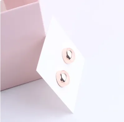 Hijab%20Magnets%20Hijab%20Magnetic%20Pins%20Commercial%20Strength%20Hijab%20Pins%20for%20Women%20Clothing%20Scarf%20-%20Image%204