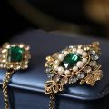 Baroque British Style Rhinestone Brooch Pins Emerald Tassel Chain Pearl Brooch Collar Shirt Pin Accessories for Women.