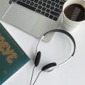 Headphones 90's Stock Compact Retro Headset With Microphone Black INS Fashion Japanese Style Headset Black Silver.