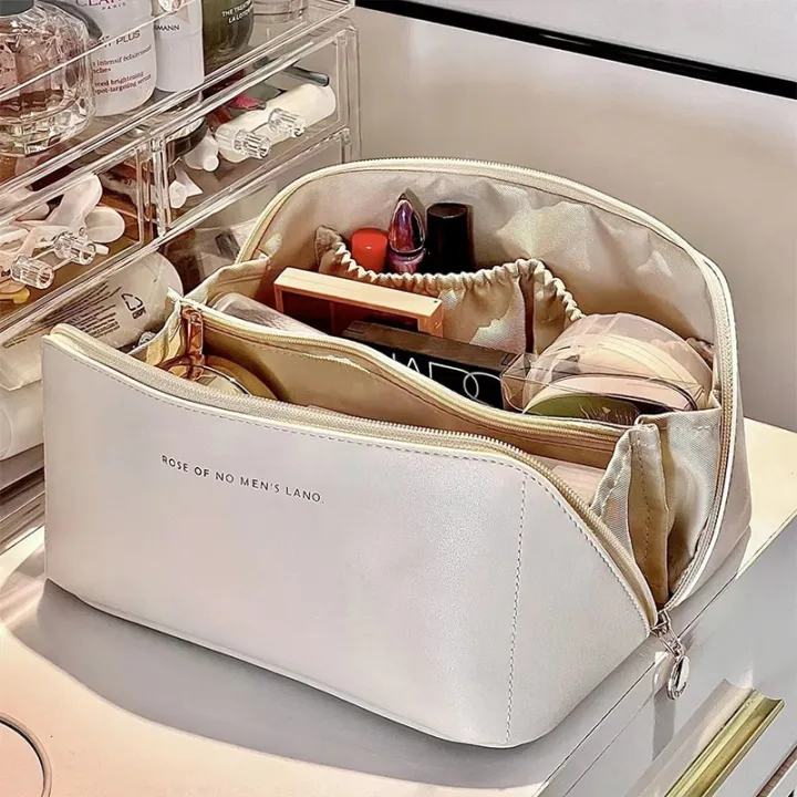 Fashion%20Large%20Capacity%20Portable%20Makeup%20Bag%20Women%20Cosmetic%20Bag%20Toiletries%20Organizer%20Female%20Storage%20Makeup%20Cases%20-%20Image%202