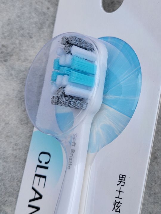 Dmete%20tooth%20brush%20%7C%20Soft%20bristle%20%7C%20Gum%20protection.%20-%20Image%204
