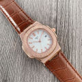Small red book same Nautilus watch men and women same Tiktok drainage watch women's large dial men's watch wholesale. 