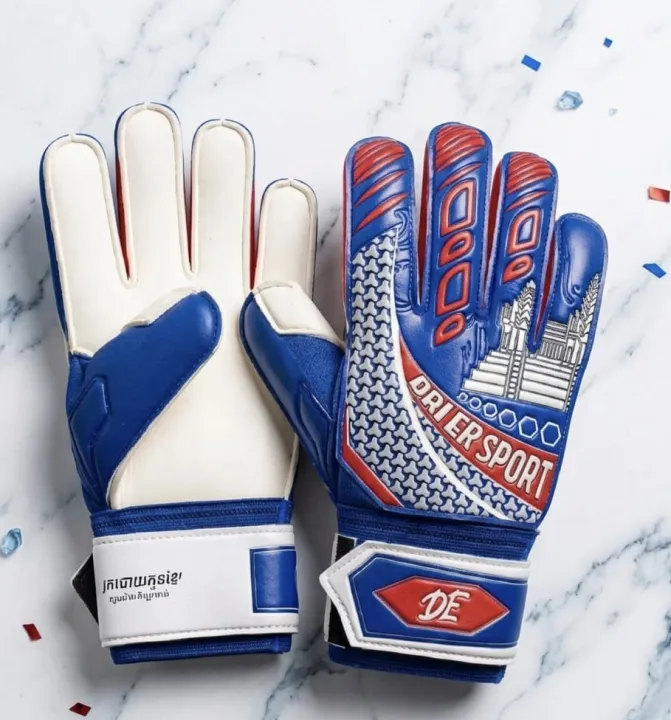 Professional%20Football%20Goalkeeper%20Gloves%20-%20High%20Grip%20Training%20&%20Match%20Latex%20Goalie%20Gloves%20for%20Adults%20&%20Youth%20(Multiple%20Colors)%20-%20Image%202