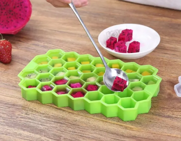 37%20Cavity%20Honeycomb%20Ice%20Cube%20Trays%20Compartment%20Molds%20Jelly%20Ice%20Cube%20Tray%20with%20Lid%20Cube%20Ice%20Box%20Moulds%20Reusable%20Ice%20Maker%20-%20Image%207