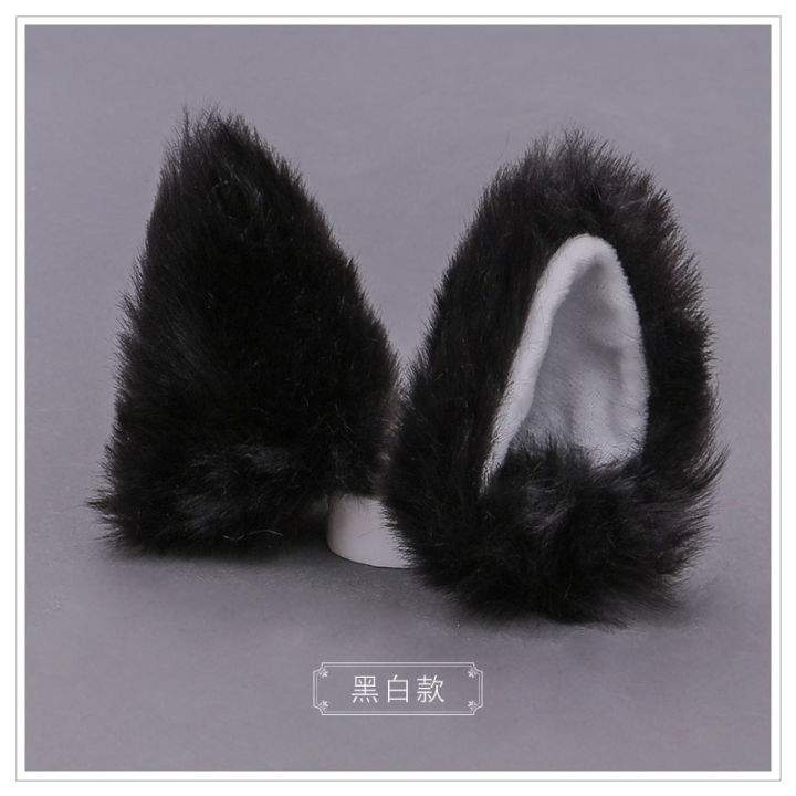 A%20hair%20with%20fox%20ears%20and%20cat%20ears%20facing%20forward,%20Lolita%20headdress,%20and%20a%20hand-made%20animal%20ear%20hairpin%20-%20Image%206