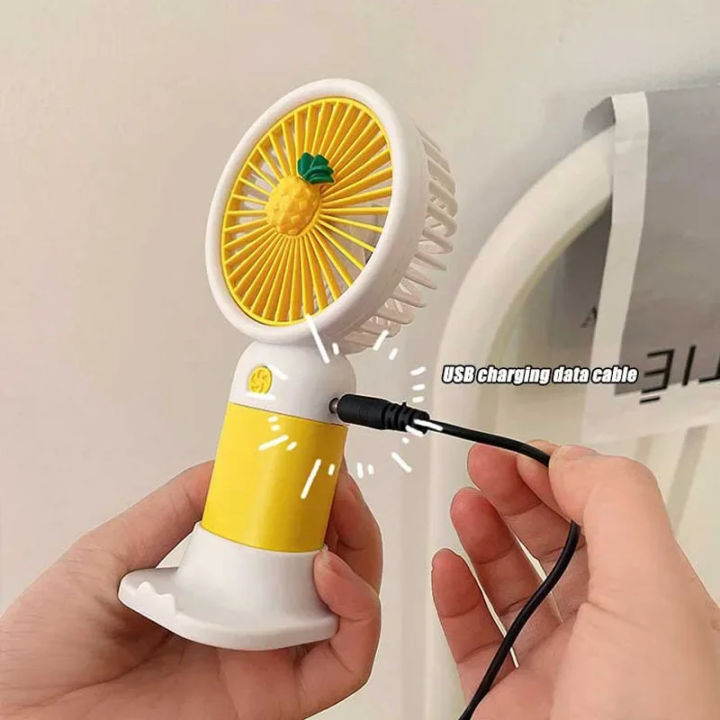 Cute%20Fruit%20Mini%20Hand%20Fan%20With%20Phone%20Holder,Summer%20Outdoor%20Cooler,%20USB%20Rechargeable%20Portable%20Handheld%20Fan%20for%20Student%20Pocket%20-%20Image%204