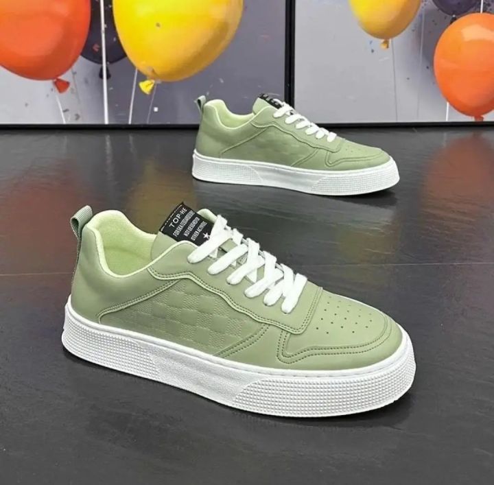 Multicolour%20-Hot%20Collection%20Stylish%20and%20Fashionable%20Winter%20and%20Summer%20Exclusive%20Sneakers%20Converse%20Shoes%20for%20Men%20White%20&%20Black%20or%20Green%20-%20Image%203