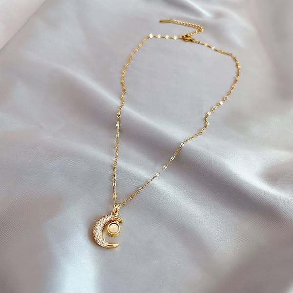 Stainless%20steel%20Star%20Moon%20LustroGold%20Chain%20For%20Girl%20-%20Image%205