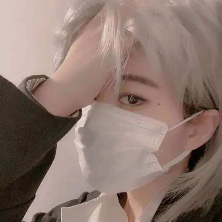 Wolf%20Tail%20Anchovy%20Head%20Wig%20Full-Head%20Wig%20Korean%20Style%20Japanese%20Style%20Student%20Unisex%20Fluffy%20Lifelike%20Natural%20Handsome%20Short%20Hair%20-%20Image%205