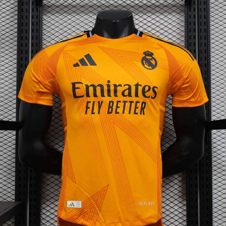 Real%20Madrid%2024/25%20Premium%20Home%20Kit%20-%20Perfect%20for%20Every%20Fan%20to%20Show%20Their%20Support%20-%20Image%203