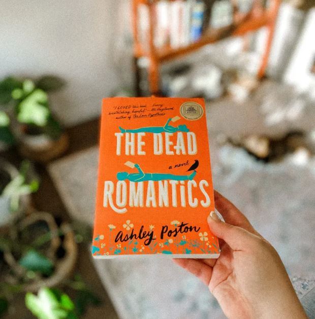 The%20Dead%20Romantics%20by%20Ashley%20Poston%20(%20Premium%20Paper%20and%20Matte%20Covers%20)%20Novel%20-%20Image%203