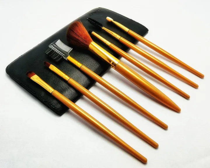 Make%20up%20Brushes%20Foundation%20Brush%20Cosmetic%20Set%20Kit%20Tools%20Eye%20Shadow%20Blush%20Makeup%20Brush%20(%207%20PCS%20)%20-%20Image%204