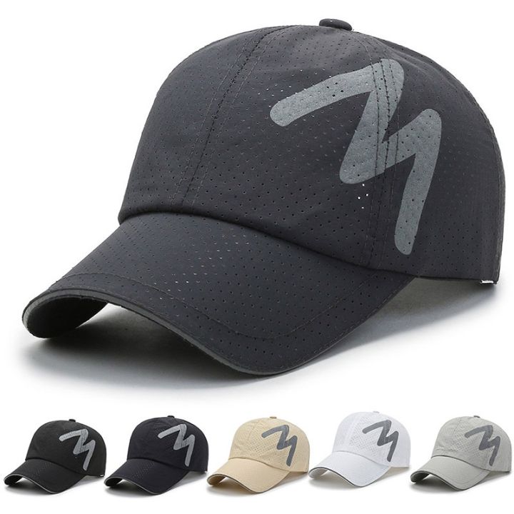 Reflective%20Strip%20Baseball%20Cap%20Outdoor%20Shade%20Men%20and%20Women%20Sun%20Hats%20Breathable%20Cool%20Summer%20Cap%20-%20Image%202