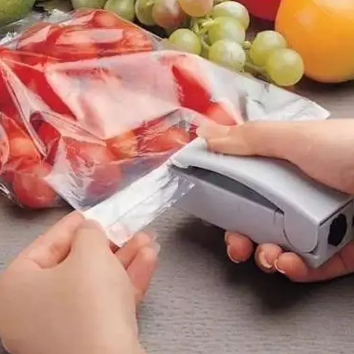 Multifunctional%20Household%20Mini%20Portable%20Super%20Sealer%20Handy%20Plastic%20Bag%20Sealer%20Sealing%20Machine%20-%20Image%202