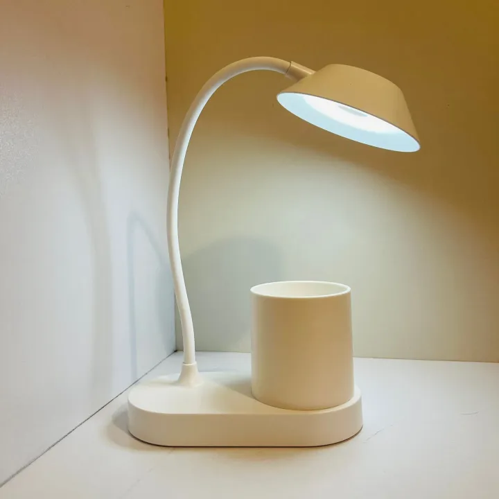 Easer%20Rechargeable%20Led%20Desk%20Lap%20Table%20Lamp%20Foldable%20Touch%20Control%20Big%20Battery%20-%20Image%205