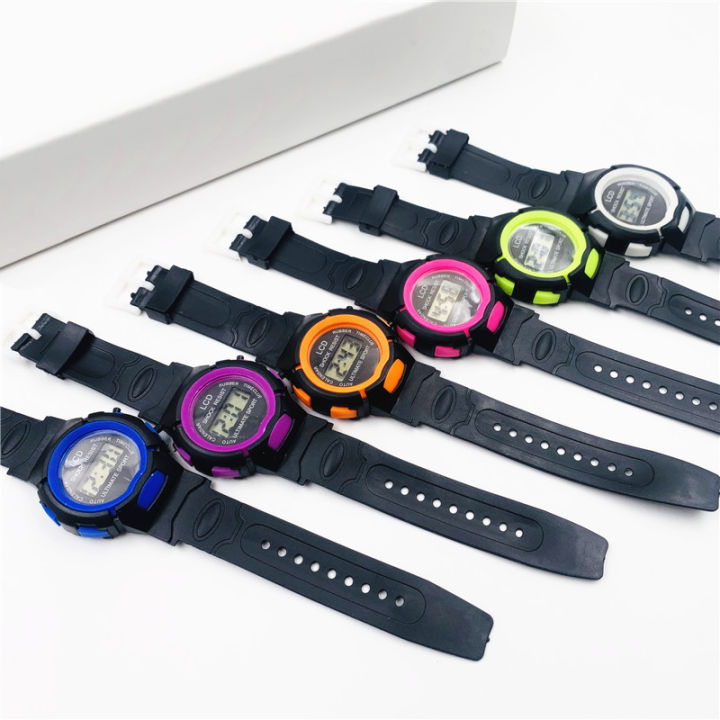 Color%20Circle%20Children's%20Sport%20Watch%20Kid%20Digital%20Wrist%20Watch%20Gift%20-%20Image%208