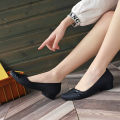 Fashionable Summer New Flat Low-Cut Low-Top Plastic Sandals Women's Waterproof Jelly Casual Outdoor Work Rain Boots.
