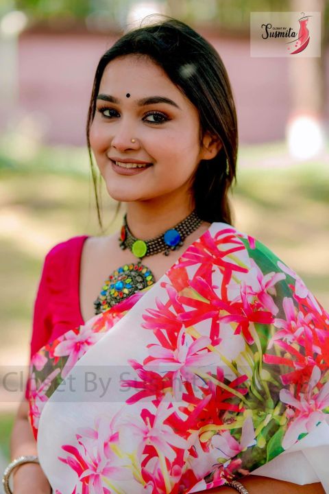 Chanderi%20Silk%20Digital%20Printed%20tassel%20Saree%20Soft%20and%20comfortable%2013%20Hand%20Saree%20For%20Women%20-%20Image%203