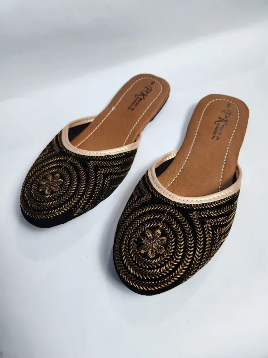 Girls%20exclusive%20Eid%20collection%20nagra%20shoes%20-%20Image%205