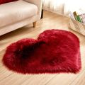 Fluffy Heart Shape Faux Fur Rug for Kids Bedroom and Home Decor, Soft Washable Sheepskin Carpet, 40x50cm, White, Pink, Red. 