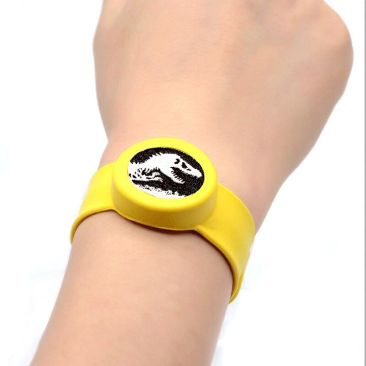 Dinosaur%20Slap%20Bracelet%2025mm%20Silicone%20Children%20Bangle%20Kids%20Essential%20Oil%20Wristband%20Diffuser%20Aroma%20Locket%20Stainless%20Steel%20Jewelry%20-%20Image%203
