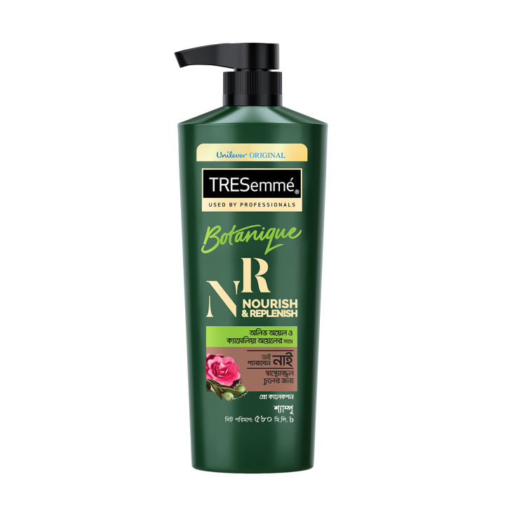 Tresemme%20Shampoo%20Botanique%20Nourish%20and%20Replenish%20580ml%20-%20Image%204