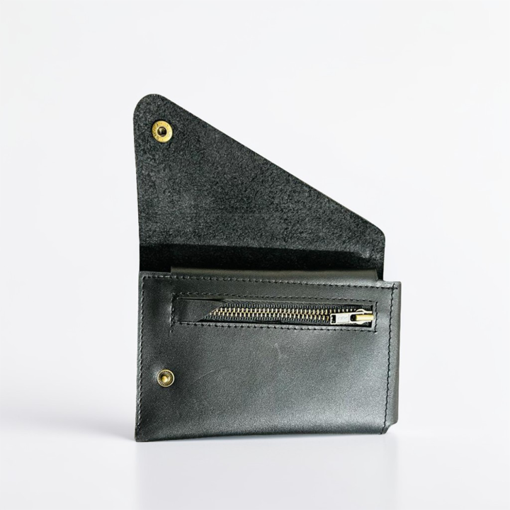 Leather%20Bike%20Document%20Holder,%20%20Bike%20Licence%20wallet,%20Bike%20Document%20Wallet%20%20-AT902%20-%20Image%205