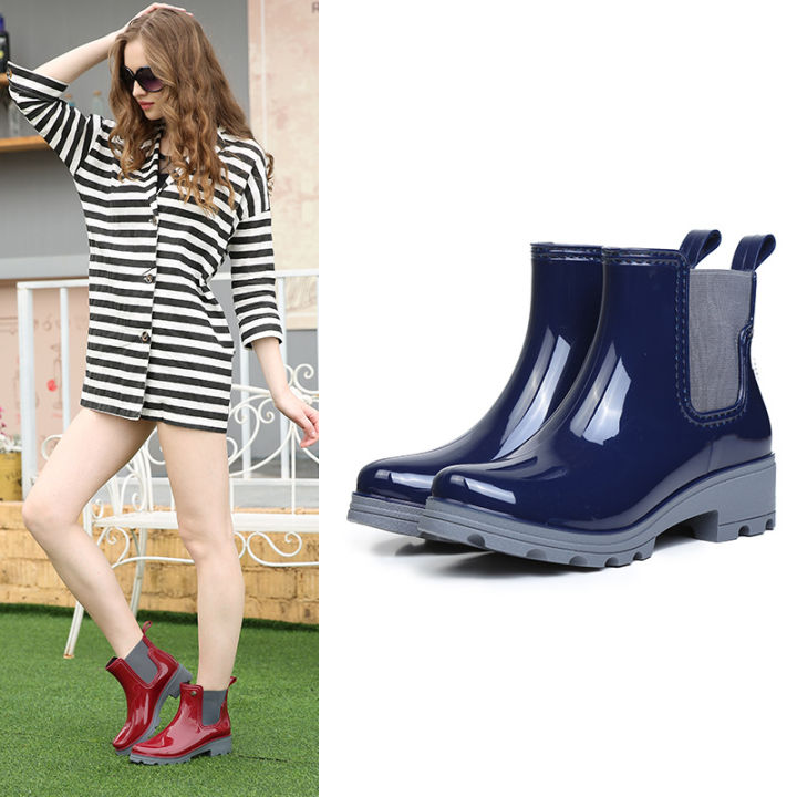 Water%20shoes%20manufacturers%20wholesale%20PVC%20fashion%20elasticated%20mid-heel%20short%20glossy%20thickened%20warm%20liner%20wear-resistant%20non-slip%20rain%20boots%20-%20Image%204