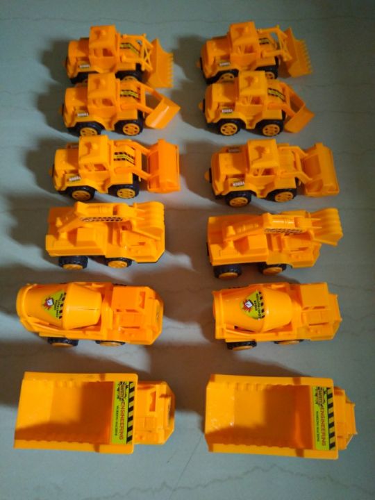 12%20Pieces%20Toy%20Truck%20Set%20-%20Image%203