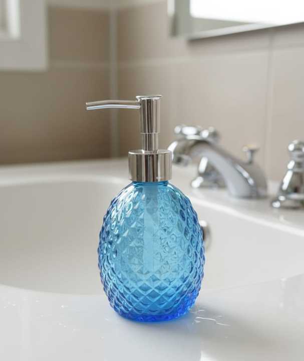 Glass%20Soap%20Dispenser%20with%20%20Rust%20Proof%20Pump,%20Refillable%20Liquid%20Hand%20Soap%20Dispenser%20for%20Bathroom,%20Premium%20Kitchen%20handwash%20Dispenser%20(Clear)%20%20Diamond%20Design%20-%20Image%204