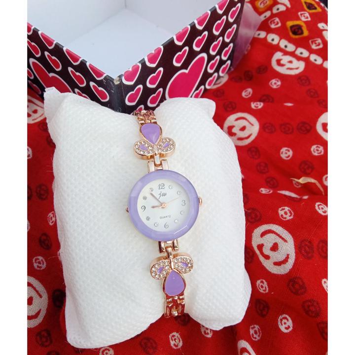 Women Fashionable Design Watch+ Box