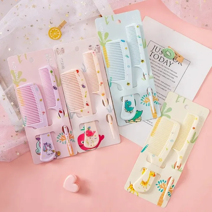 2pcs%20Kids%20Hairdressing%20Comb%20Anti-static%20Pointed%20Tail%20Combs%20for%20Girls%20Children%20Cute%20Strawberry%20Fruit%20Women%20Hair%20Comb%20Styling%20Tool%20-%20Image%202