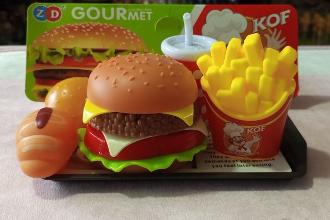Mini%20Burger%20Toy%20Set%20Delicious%20French%20Fries%20Cola%20Model%20Simulation%20Food%20Toy%20Children%20Simulation%20Hamburger%20Gourmet%20Educational%20Toys%20-%20Image%206
