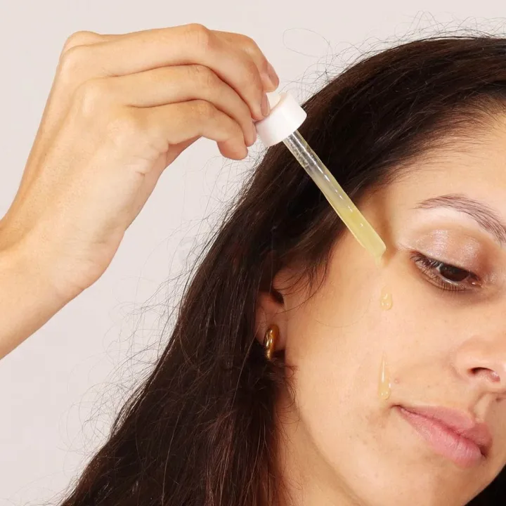 La%20Roche%20Posay%20Pure%20Vitamin%20C10%20Serum%2030ml%20-%20Image%203